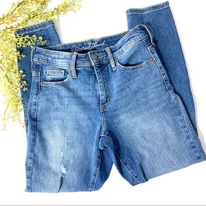 Universal Thread Distressed Cropped Skinnies